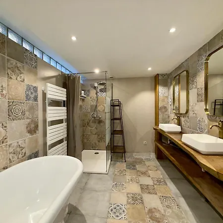 펜션 Uchalos La Grange Pyrenees *