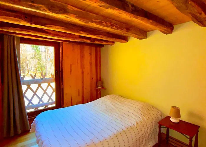 Uchalos La Grange Pyrenees