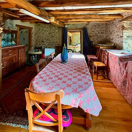 Uchalos La Grange Pyrenees * Sengouagnet