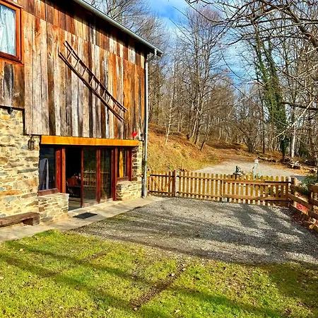 Holiday home Uchalos La Grange Pyrenees Sengouagnet