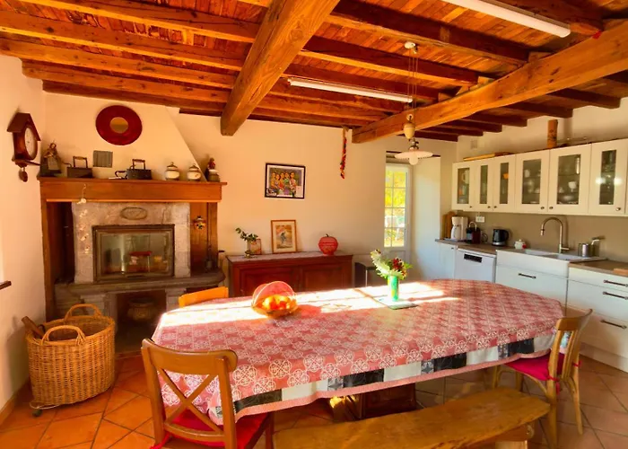 Uchalos La Grange Pyrenees Sengouagnet