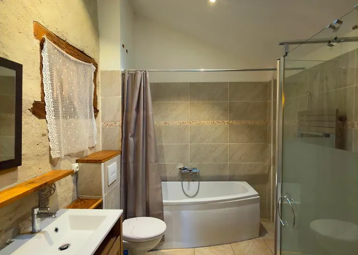 別荘 Uchalos La Grange Pyrenees