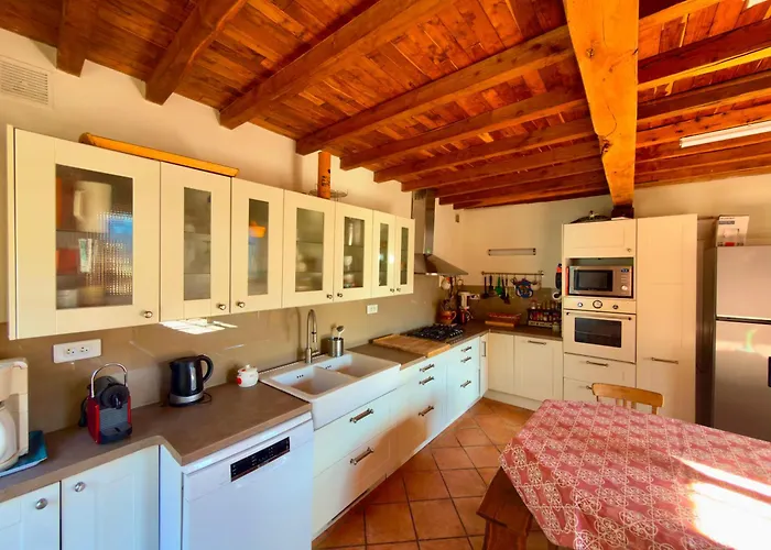 Uchalos La Grange Pyrenees Sengouagnet